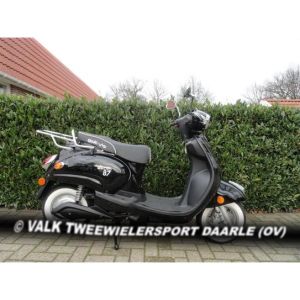 QWIC Emoto 87 elektrische scooter 25km
